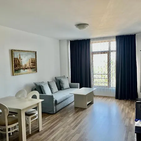 Continental Apart-hotel 4*