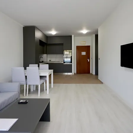 شقة فندقية Continental غولدن ساندز