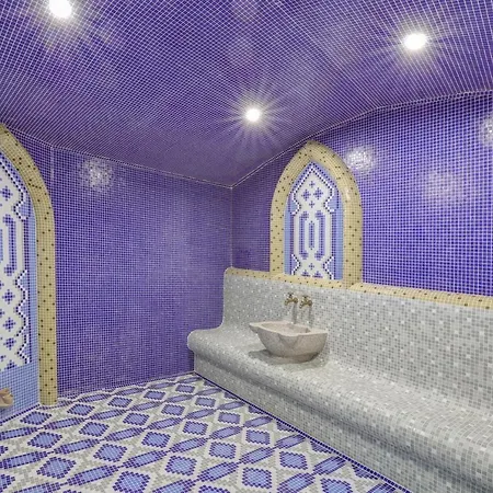 Continental 4* غولدن ساندز