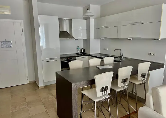 Continental Apartmanhotel 4*