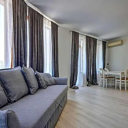 Continental Апарт-готель 4*