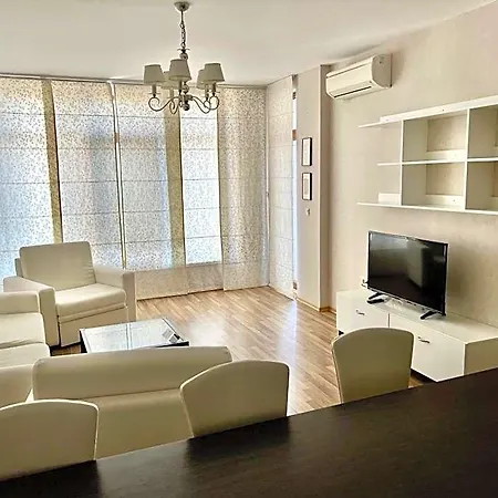 Continental Апарт-готель 4*